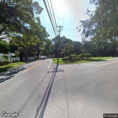 Tree blocking lanes at Stone Hill and Westchester