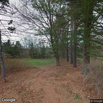 Child having difficulty breathing near Hall Road