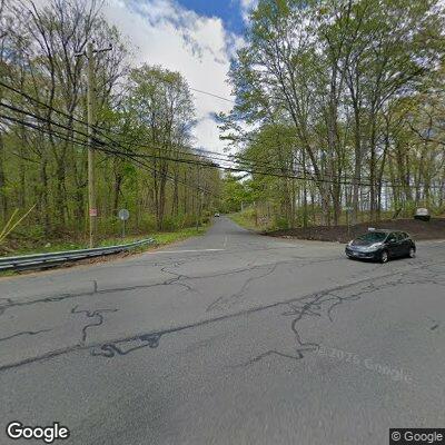 Man suffers severe right kidney pain in Easton