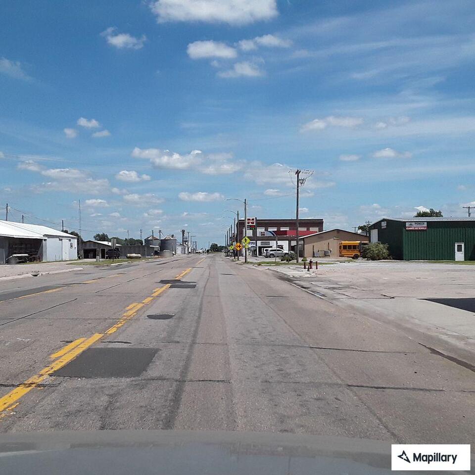 Erratic pickup nearly hits traffic and road workers