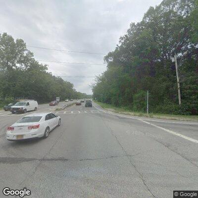 Male suffers hand laceration at US-6 and Mountain Brook Dr
