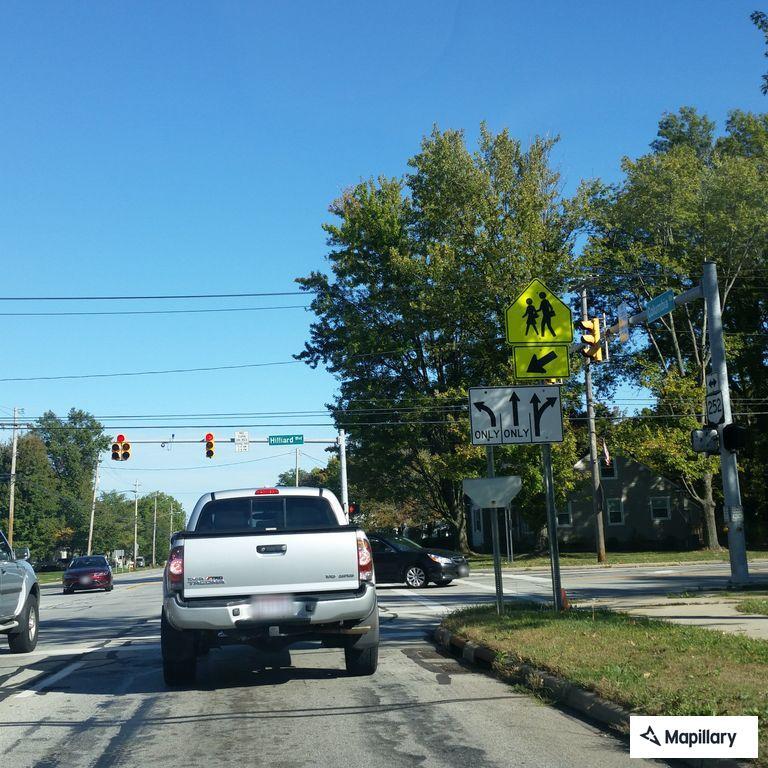 Cars racing on Columbia near Hilliard