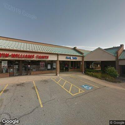 Man falls with foot injury at clinic parking lot