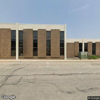 woman with extreme rib pain at Farmer State Bank