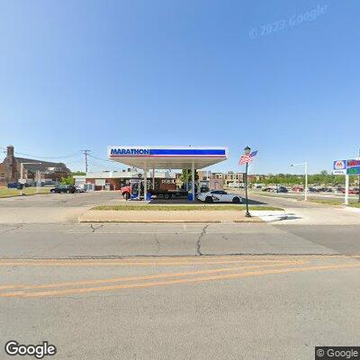 Driver stumbling and acting strangely leaves gas station