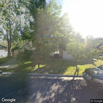 Family dispute with weapons concern at River Circle