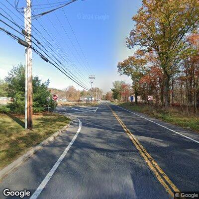 Box truck reported with loose axle on Route 209