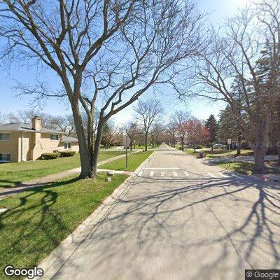 Vehicles parked in no parking zone at 73rd and Park