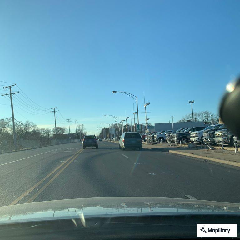 Car rollover with injuries at Roosevelt and Des Plaines