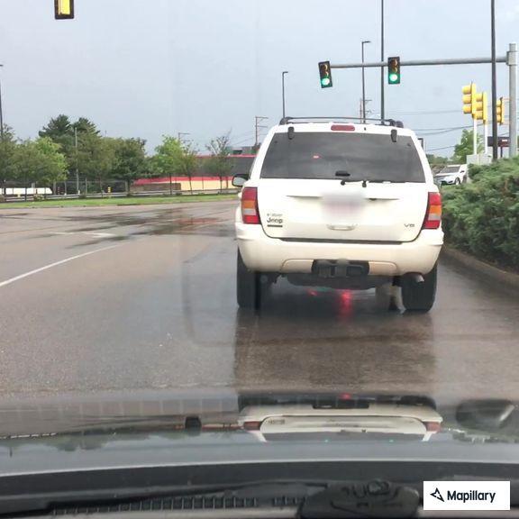 Two-car crash with no injuries on Newport Avenue