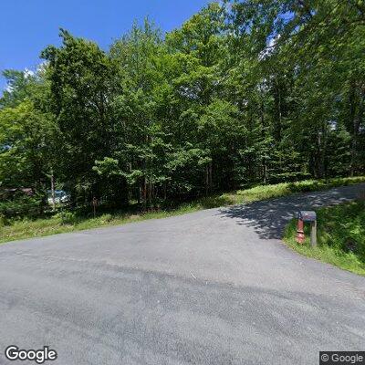 Disabled vehicle on Schultz Farm Road