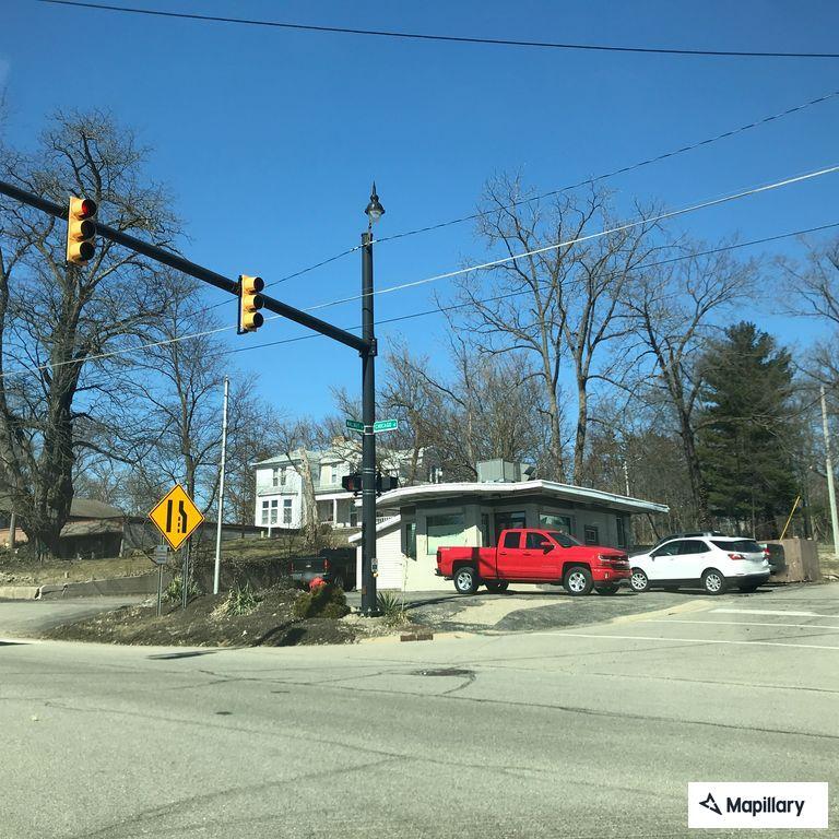 Traffic lights out at US-12 and Olds Street