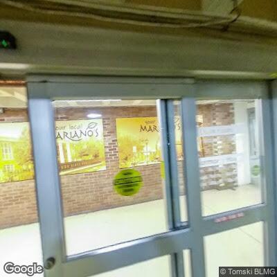 Person experiencing chest pain at Park Ridge grocery store