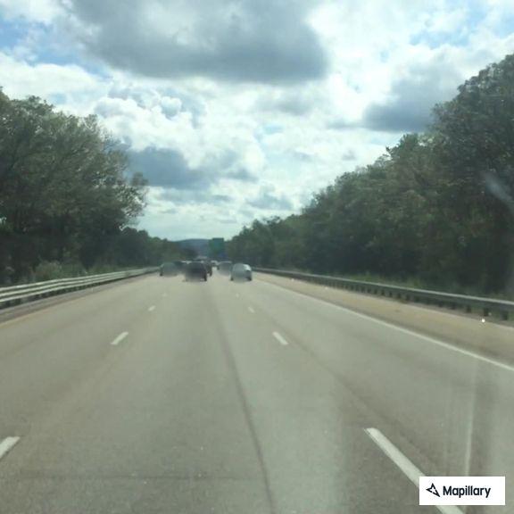 Disabled vehicle blocks I-95 north near Canton