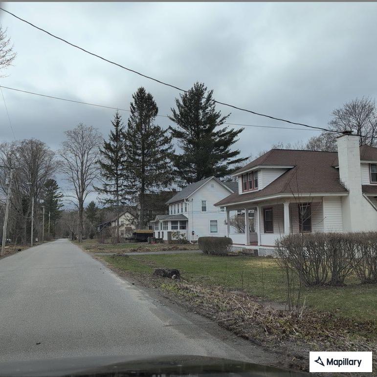 Harassment complaint near Maple Avenue