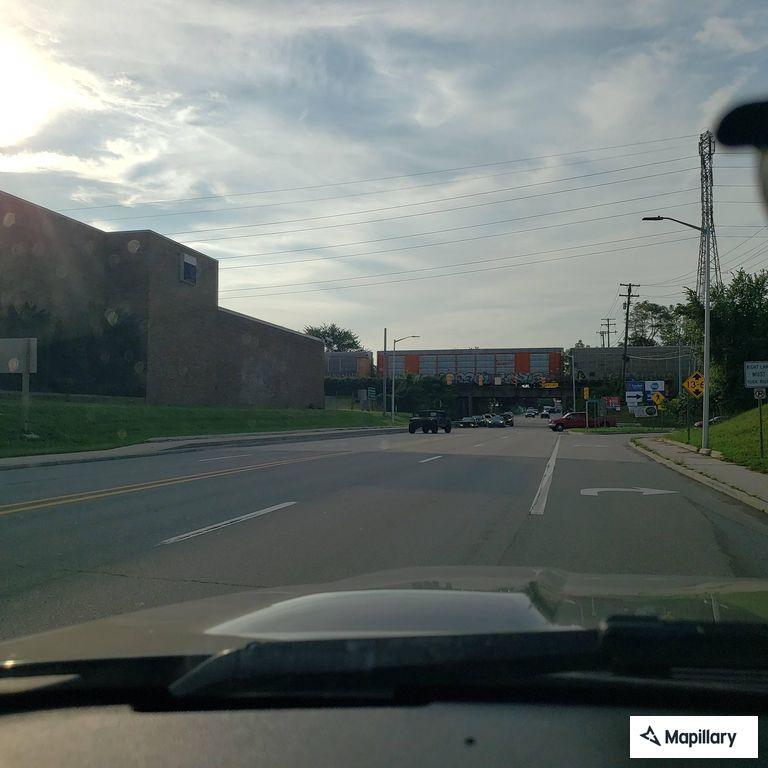 Traffic signal facing wrong way at intersection