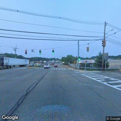 Disabled vehicle in westbound lane on Worcester Road