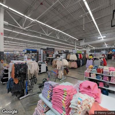 6-year-old girl with nosebleed at Walmart