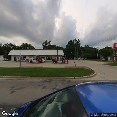 Three vehicles flee speedway on Waverly