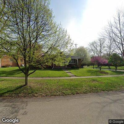 72-year-old man collapses and receives CPR at home