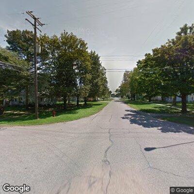 Truck driving erratically on Grand River Avenue