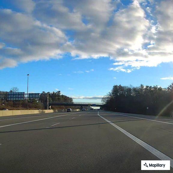Erratic driver reported on I-95 northbound