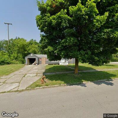 Man having a seizure near Melbourne Avenue in Flint