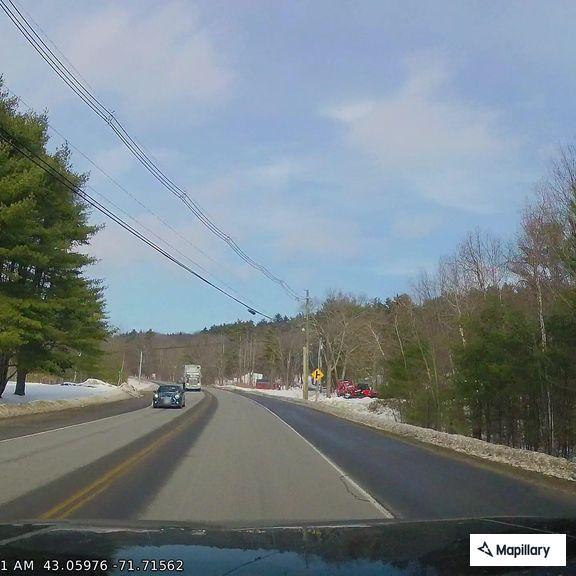 Kayaks fall from car and hit another vehicle