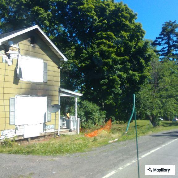 Possible intoxicated person driving on Lake Road near Hamilton St