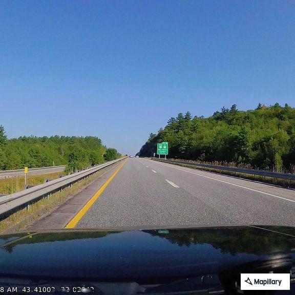 Deer in high-speed lane on I-89 southbound