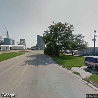 Person acting erratically on South Summit Avenue