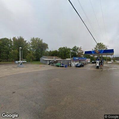 Male possibly having seizure or heat illness at Sandy's Market