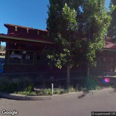 Panic alarm at restaurant and bar in Sisters