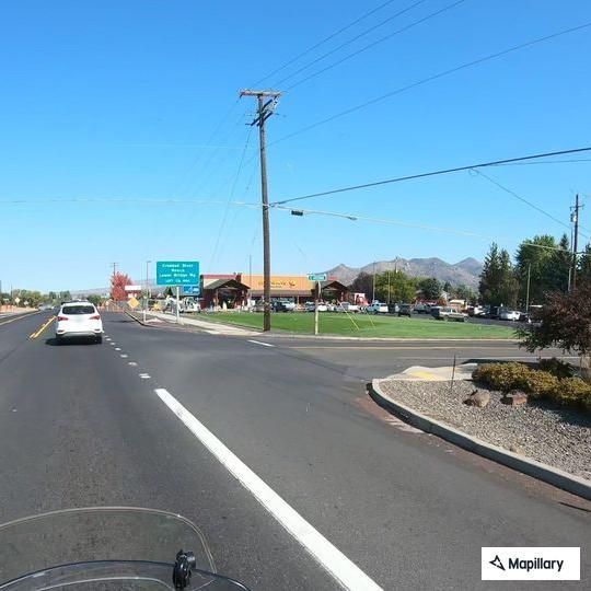 Reckless gray SUV reported on Highway 97