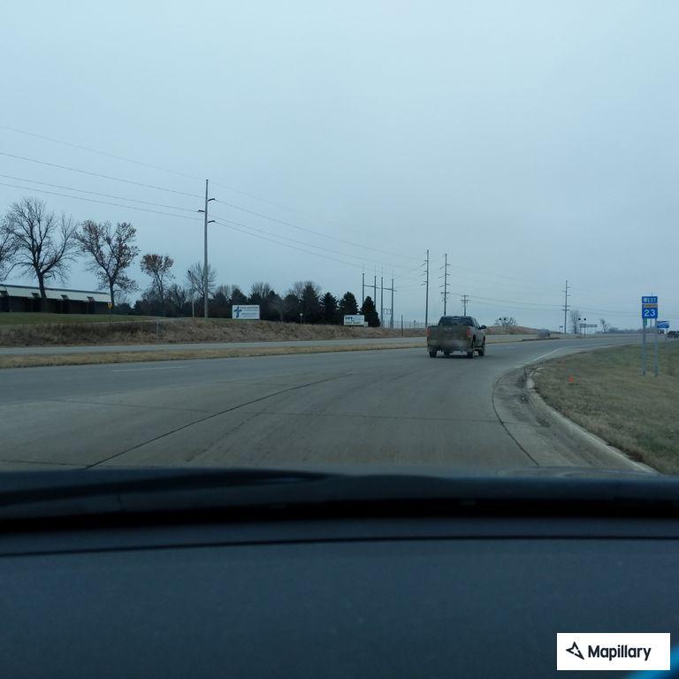 Car crash and driving complaint on Highway 19