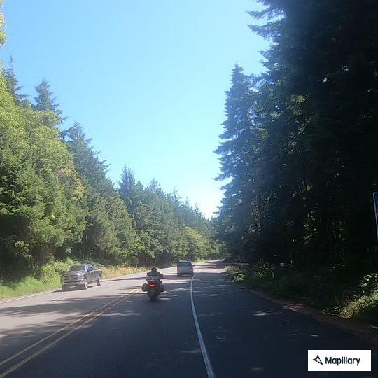 Multi-vehicle crash on Highway 101 near Otter Rock