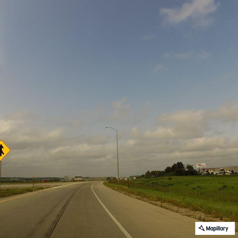 Report of swerving delivery truck on I-29