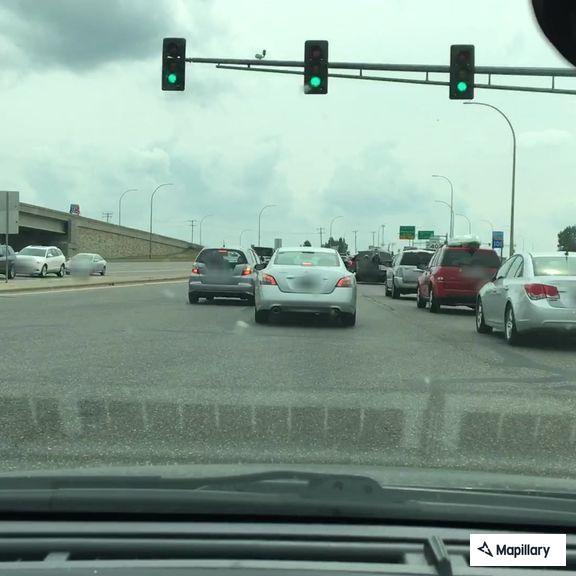 Traffic crash with injuries in Rogers