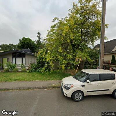 Person in cardiac arrest near SE 2nd Ave, Canby
