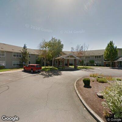 Person reports chest pain at Newberg parking lot