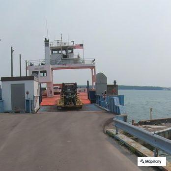 Man falls from Jeep at Drummond Island ferry dock