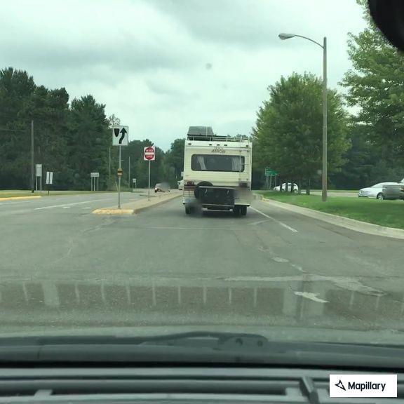 Traffic control for MRI delivery at hospital
