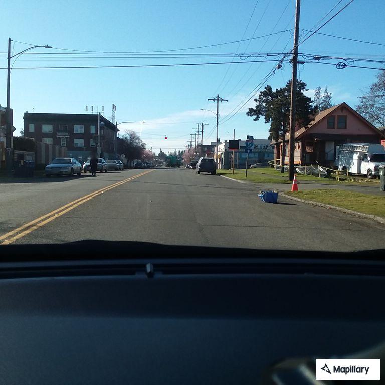 Two-car crash blocks southbound McKinley Avenue