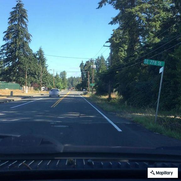 Minor traffic crash at Southeast 278th Street
