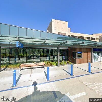 Elderly woman falls and injures knee in Bellevue