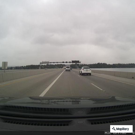 Collision and tow on Evergreen Point bridge