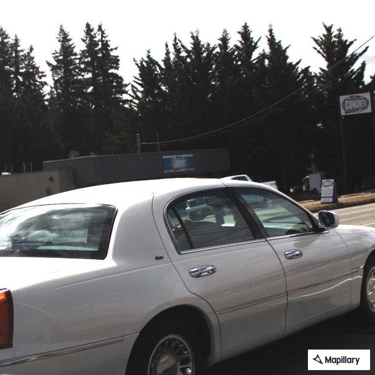 Collision blocking toll lanes on Route 527