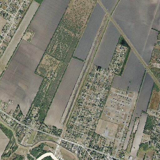 Male having trouble breathing near Maya Street, San Benito