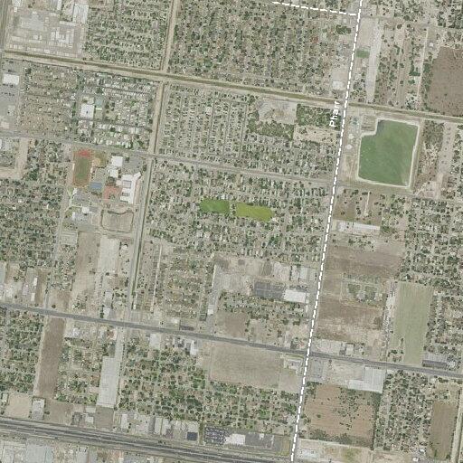 Man with right side pain reported near Friday Ave