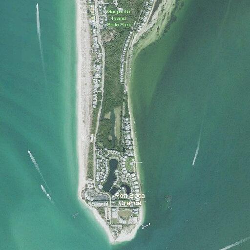 Stranded boat with family near Boca Grande Pass
